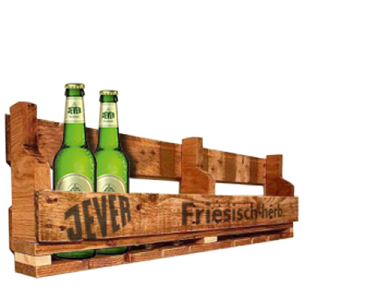 Wandbierregal – Brauereimöbel & Gastromöbel mit Markeninszenierung