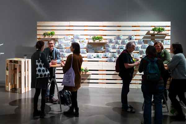 Modulare Messewand mit Branding